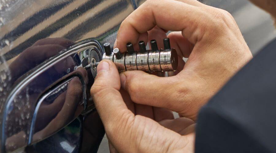 Professional metal roof installation in Schnellville, IN